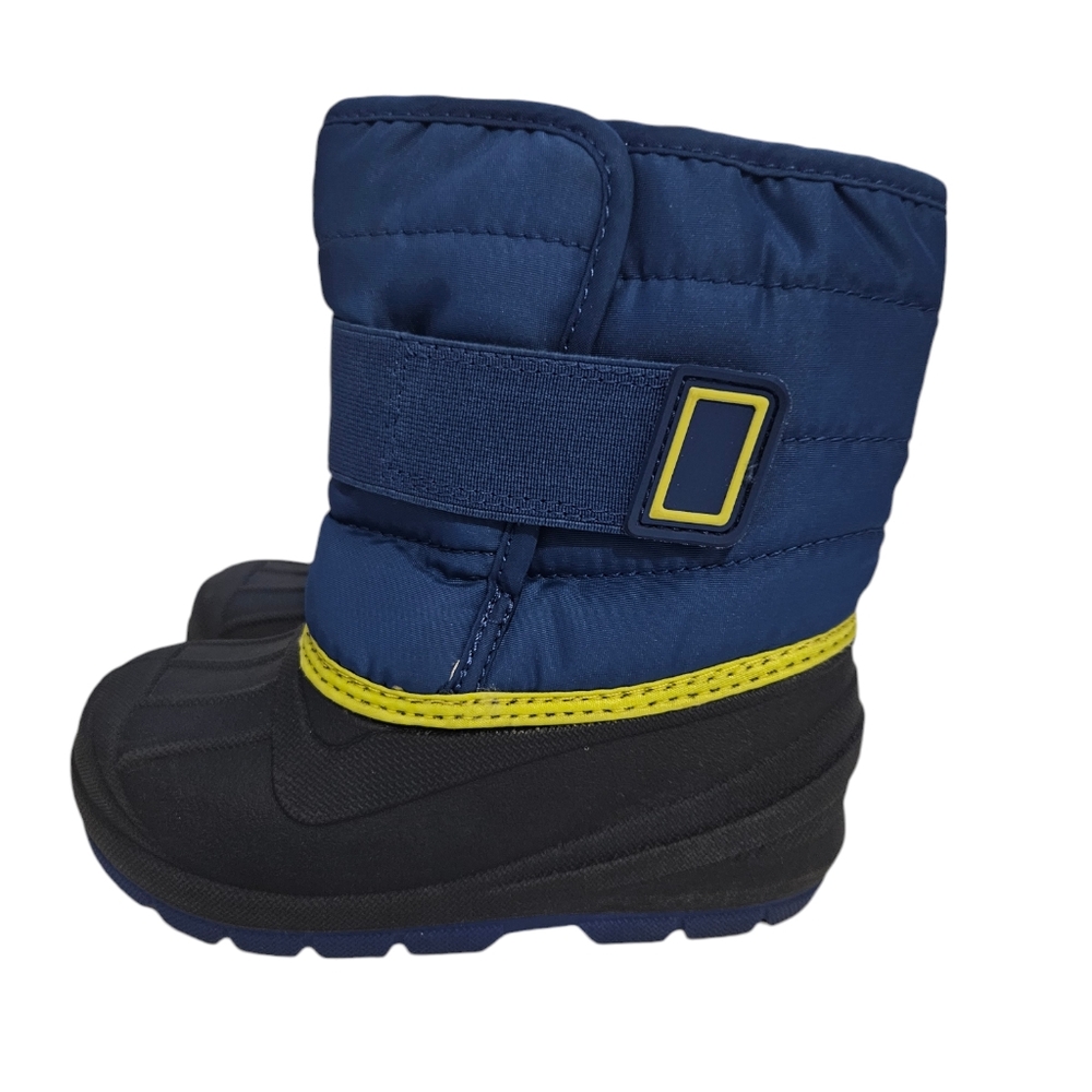 Cat and Jack Blue and yellow toddler Snow boots